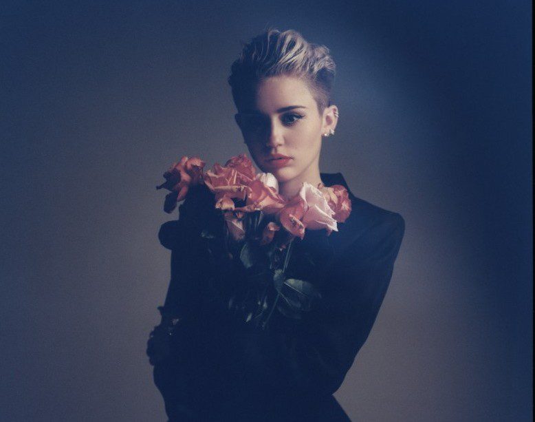Press_Image_F-2-PR-e1394639252246 Photo by Tyrone Lebon, courtesy RCA Records.