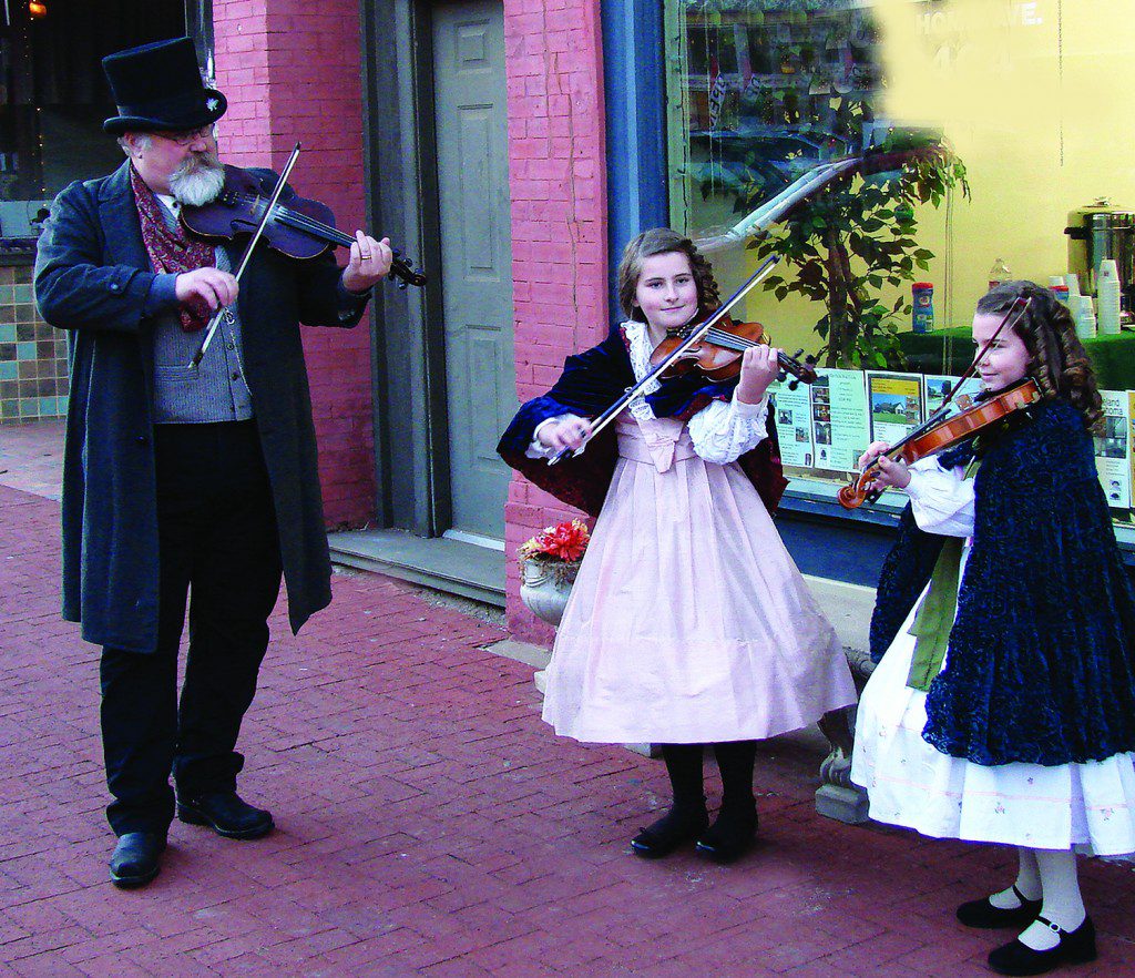 Photo courtesy Guthrie’s Territorial Christmas